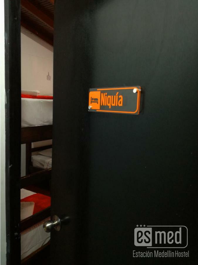 Esmed Hostel Medellin Exterior photo